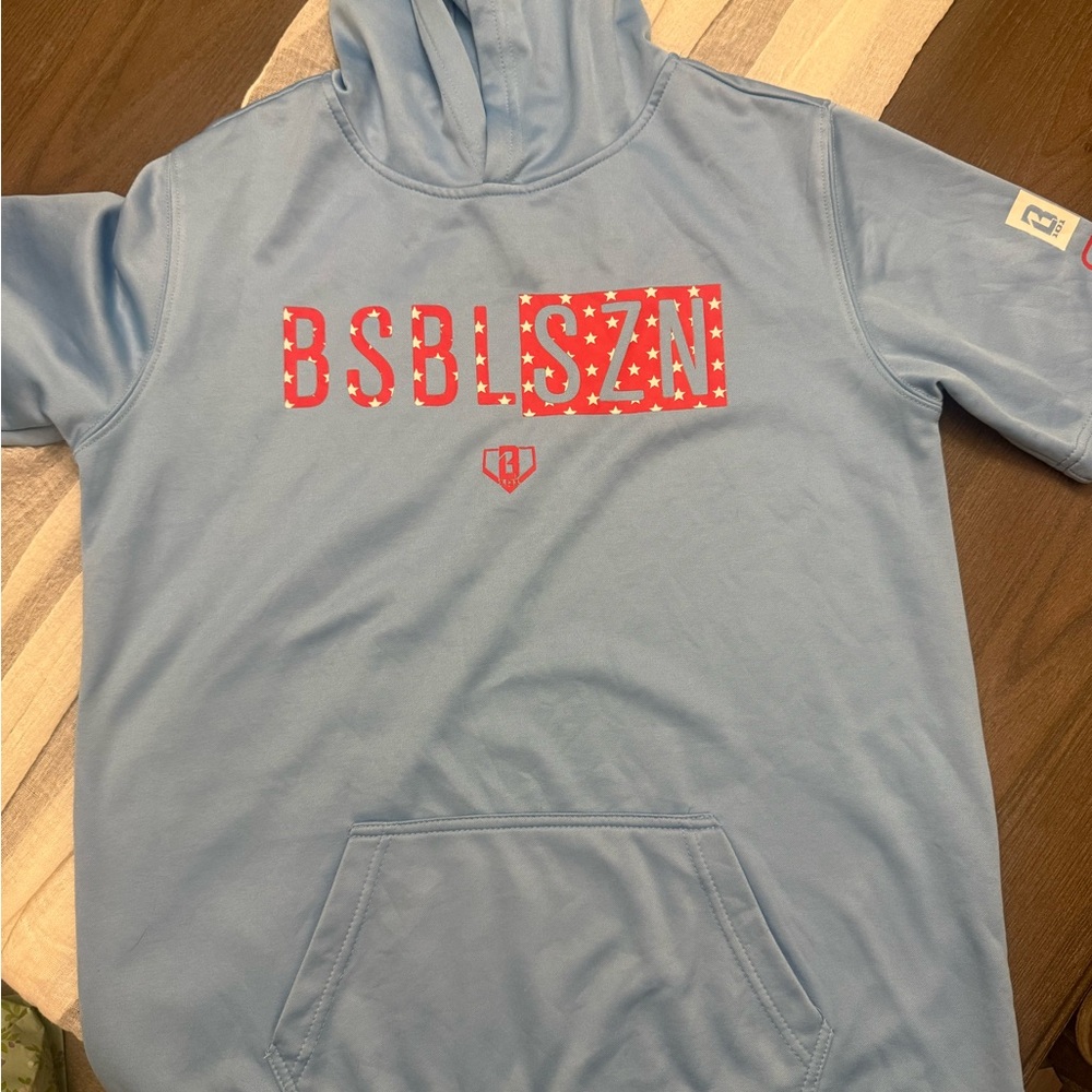 Kids Light Blue Hoodie with Red Star Graphic - BSBLSZN